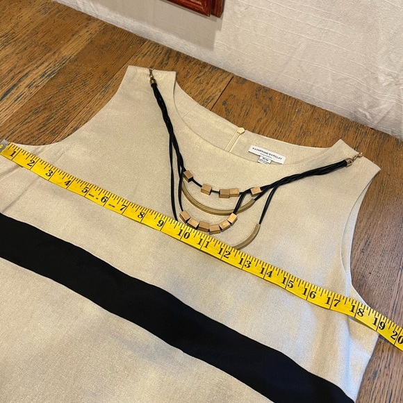 KATHERINE BARCLAY – SLEEVELESS LINEN BLEND DRESS – SIZE M - Picture 4 of 11